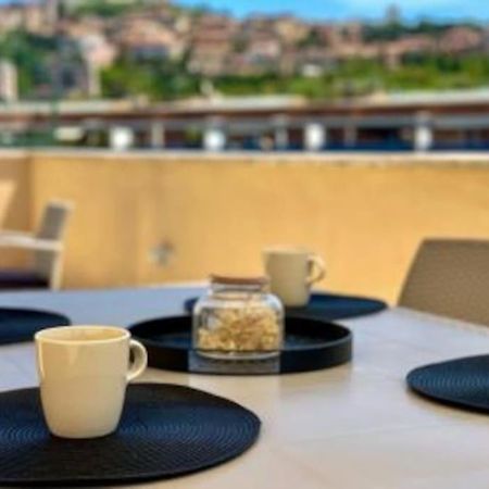 Exclusive Penthouse With 60 M2 Panoramic Terrace Daire Perugia Dış mekan fotoğraf