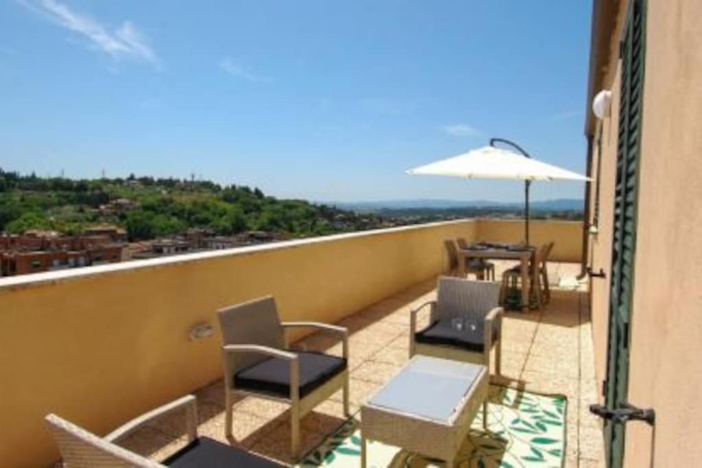 Exclusive Penthouse With 60 M2 Panoramic Terrace Daire Perugia Dış mekan fotoğraf